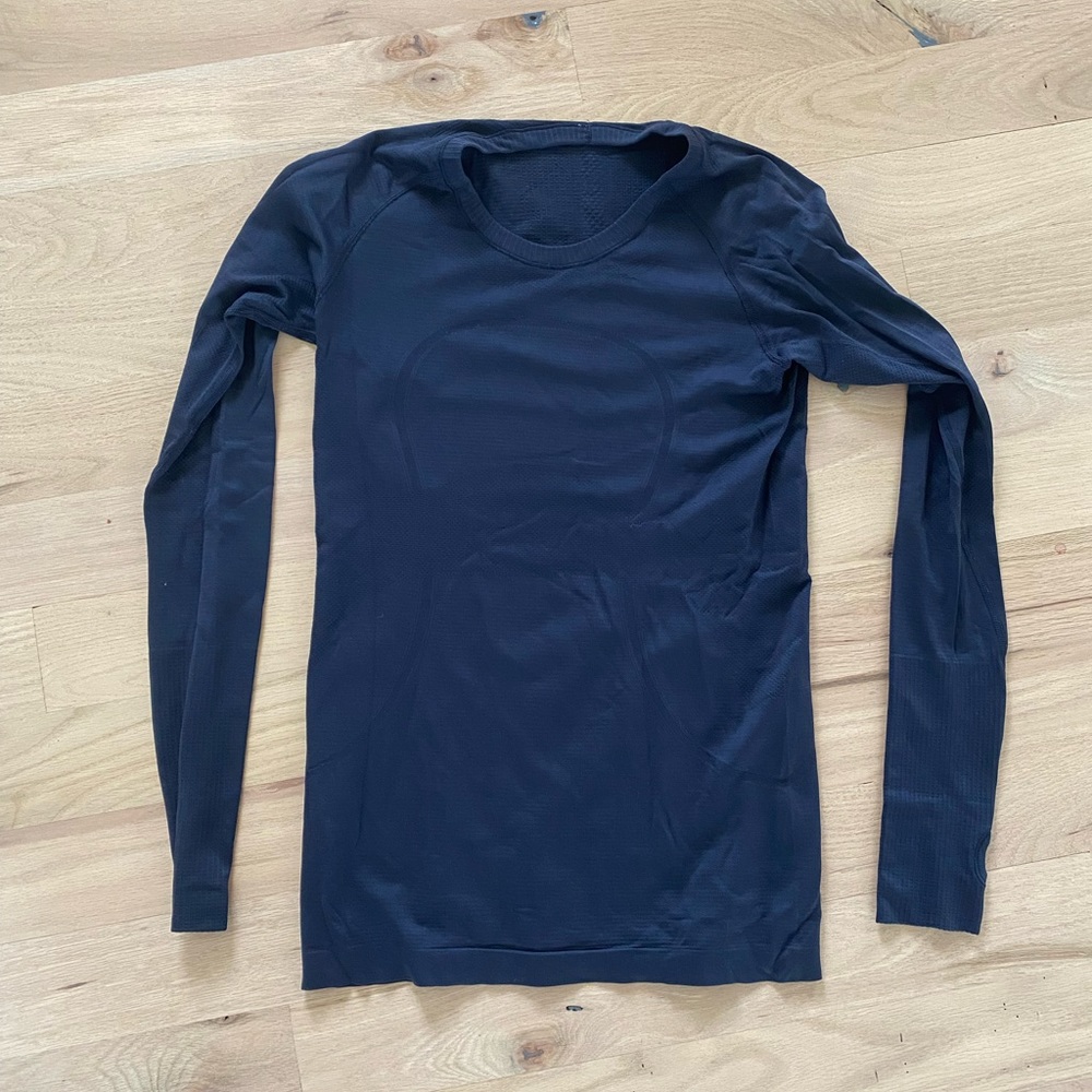 Lululemon Swiftly Tech Long Sleeve Size 8
